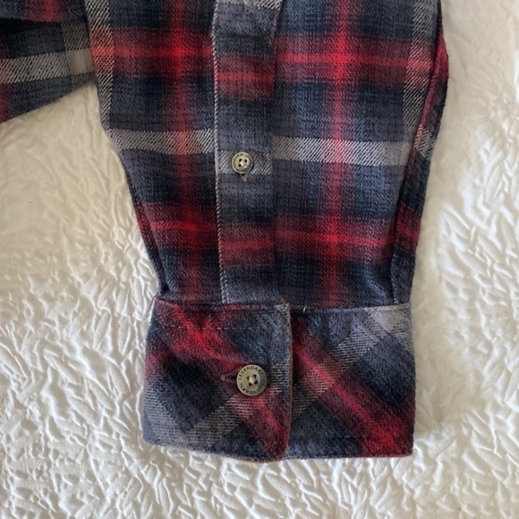 Legendary Whitetails Button Down 5Stretch Flannel Shirt - Picture 4 of 9